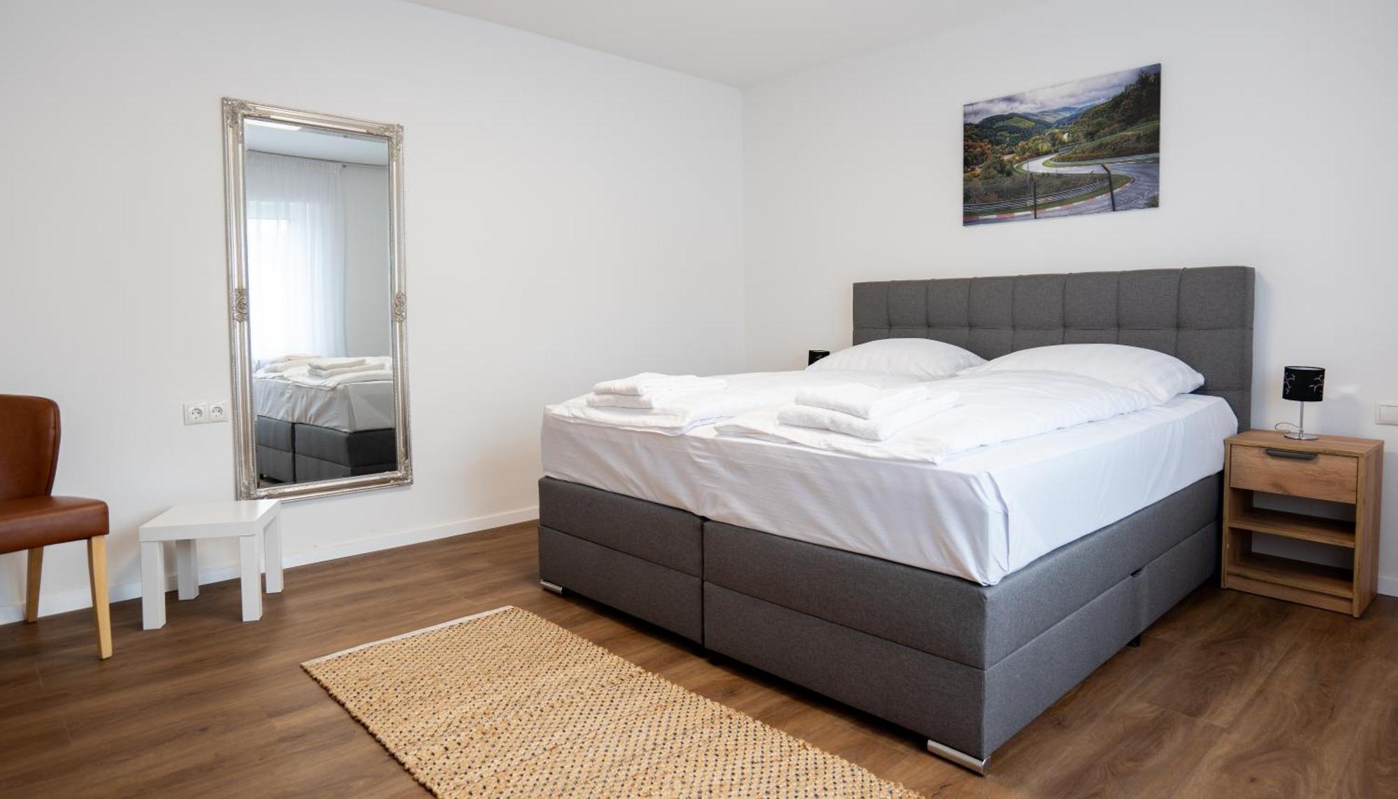 Waldblick Am Ring Apartment Kelberg Bagian luar foto